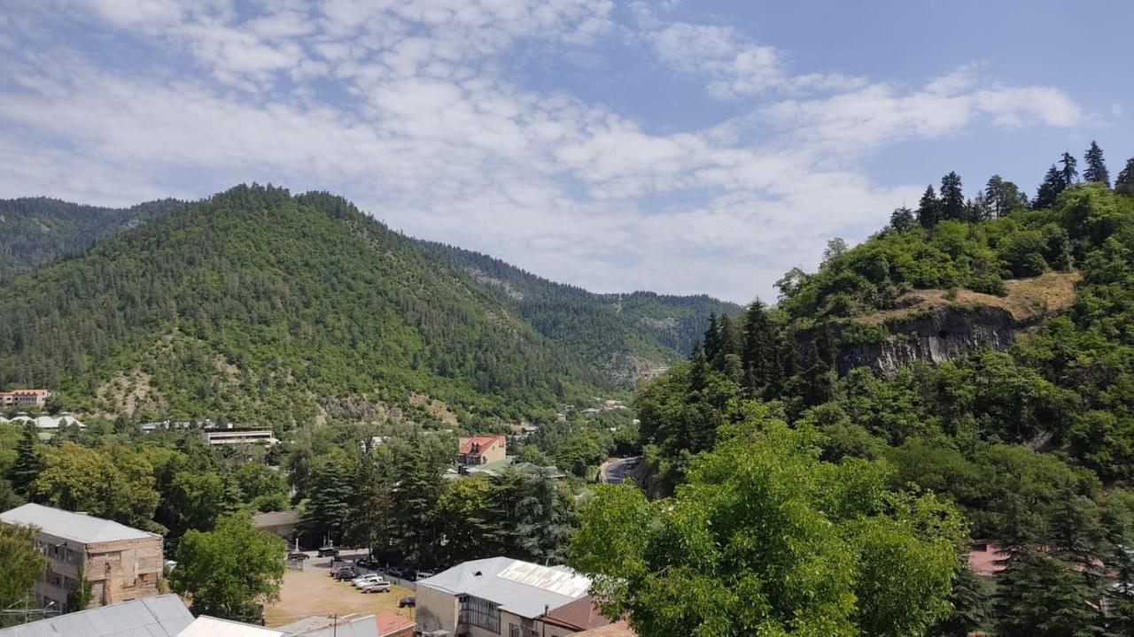 Borjomi Nest Hotell Eksteriør bilde